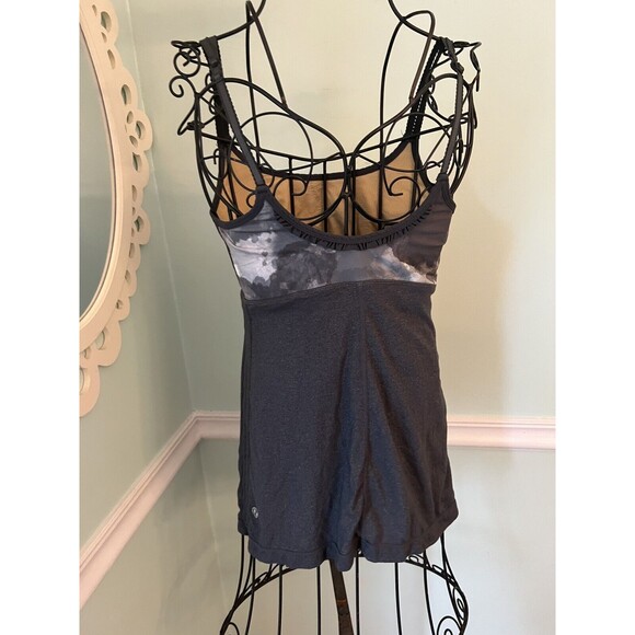 LULULEMON gray White tank tie dye grey top size 4 - Picture 3 of 6